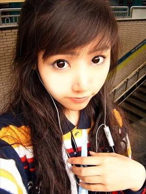 girl with beautifull face