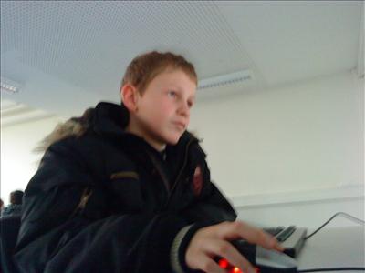 *SCHWUL*