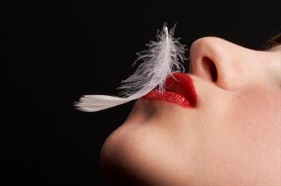 Delicate kiss