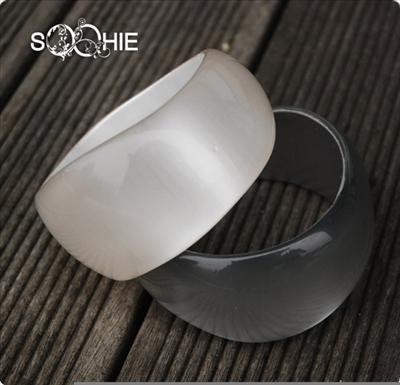 حظك بيفقل الصخر