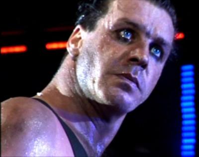 sea blue eyes