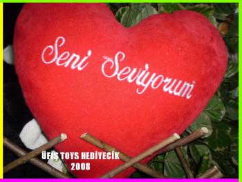 Kalp Yastık