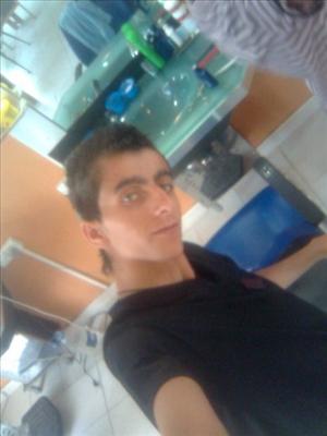 Mustafa çenber insandır ama hataylıdır.