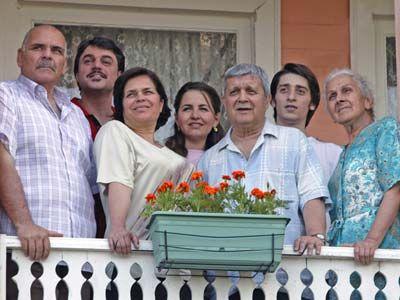 Geniş Aile - Kanal D