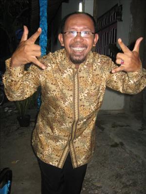 Drs.Taufik