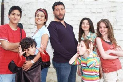 İKİ AİLE