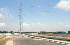 W trakcie budowy obwodnicy Poznania nieoczekiwanie na środku drogi natrafiono na słup energetyczny. Surprise!