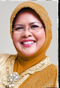 Dra. Hj. Septina Primawati, MM
